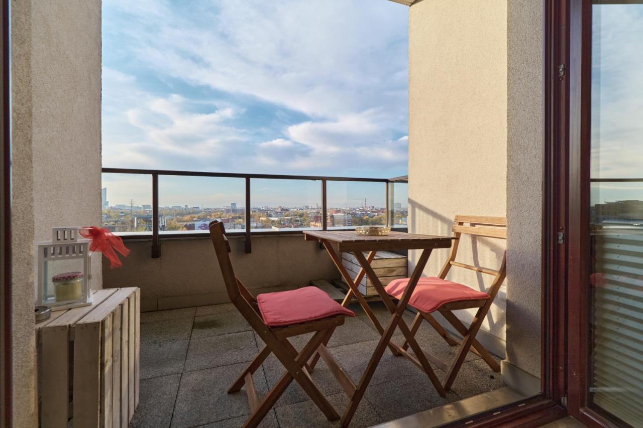 Apartment Wroclaw Krakowska With Balcony And Free Garage By Noclegi Renters Exteriér fotografie